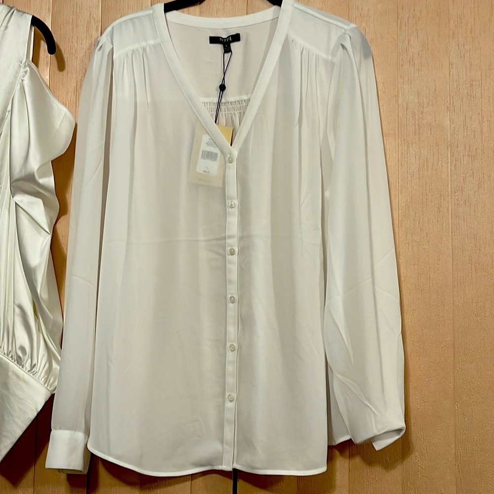 NYDJ long sleeve off shoulder polyester blouse.
